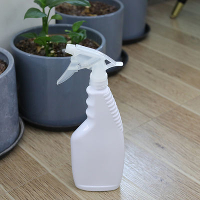 সামঞ্জস্যপূর্ণ নির্ভুল অ্যাপ্লিকেশনের জন্য ট্রিগার স্প্রেয়ার অগ্রভাগ চেপে কন্টেইনার