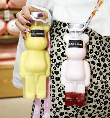 হ্যাঁ বাবল টি-এর জগ 05 কেজি ক্ষমতা টেকসই উপাদান বাণিজ্যিক ব্যবহারের জন্য উপযুক্ত পানীয় পরিবেশনের জন্য উপযুক্ত