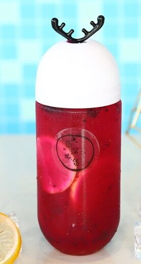 আইসোলেশন বুদ্বুদ চা জগ আধুনিক চেহারা কার্যকর তাপমাত্রা নিয়ন্ত্রণ এবং আড়ম্বরপূর্ণ পানীয় স্টোরেজ প্রদানের জন্য তৈরি